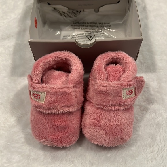 NEW in Box Infant Girls Pink Ugg Bixbee Booties Size 0/1 - Picture 3 of 4